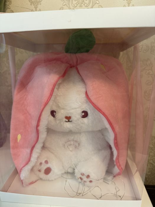 Дыщащий  зайчик в клубнике