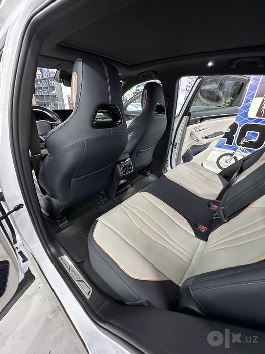 На продажу BYD Champion  EV пробег 18.000