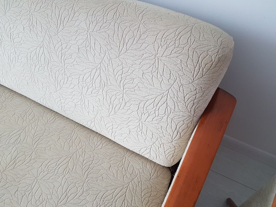 Продам диван - книжку