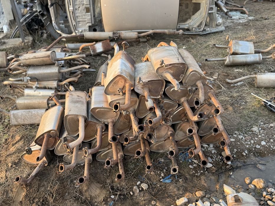 Глушитель матор каробка запчасть