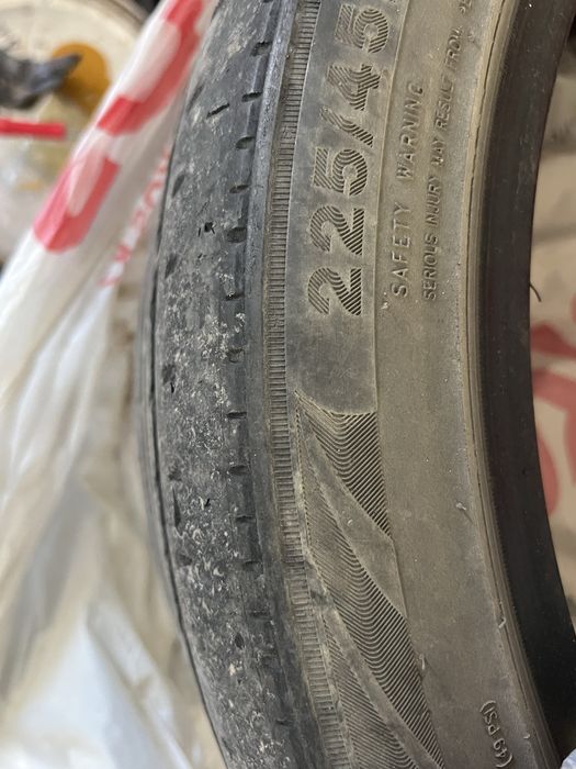 225/45/18 продам резину