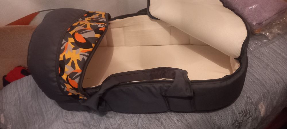 Продам не дорого 2000 новая