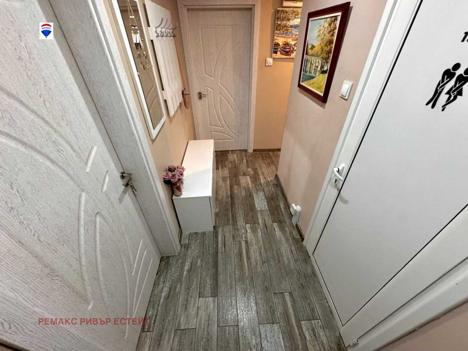 Продава се Тристаен апартамент в Русе, Родина 1 - 78 кв.м за 883 €/кв.м - Снимка #3