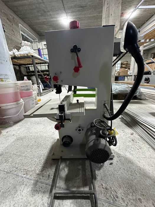 Ленточнопильный станок по дереву JDD240II - НОВЫЙ