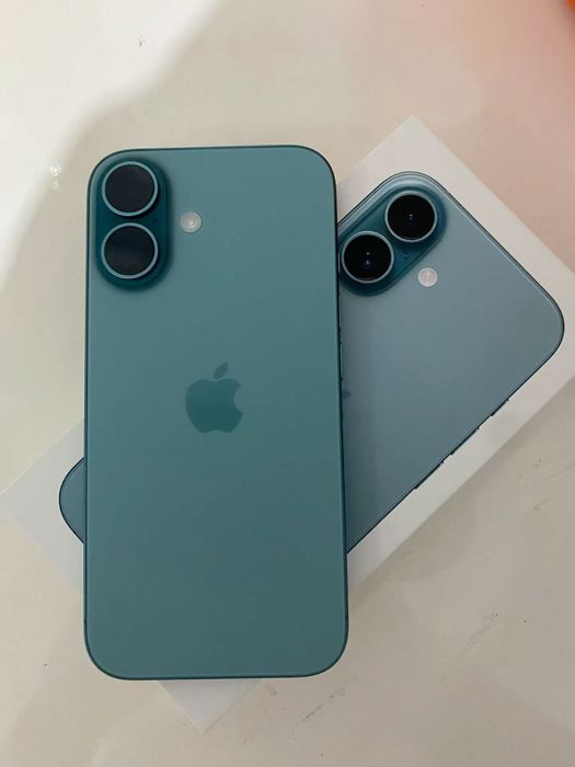 Продам iPhone 16