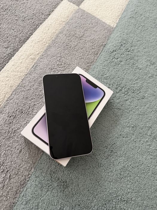 Телефон Iphone 14