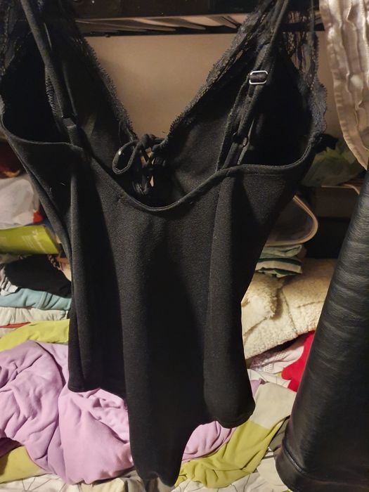 Body negru bershka marimea L