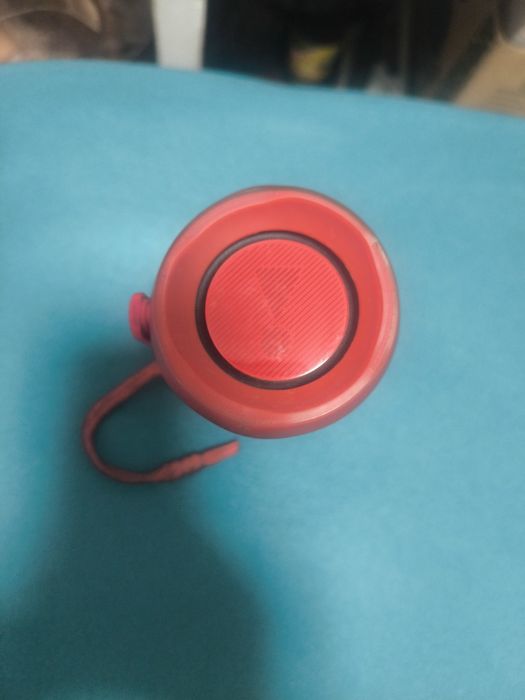 Продам колонки JBL flip 4