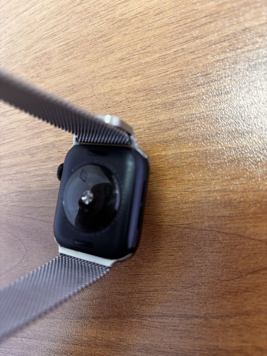Apple Watch SE (GPS, 2-го поколения (эпл уотч)