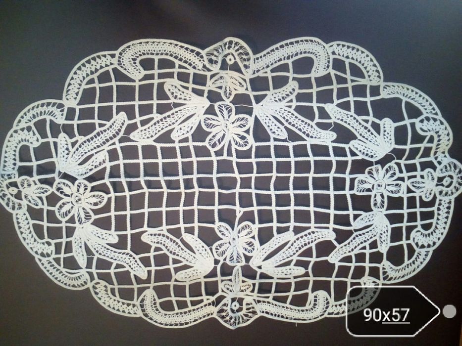 Vand decorațiuni mobila