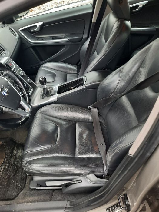 Volvo V60 combi  1.6 diesel