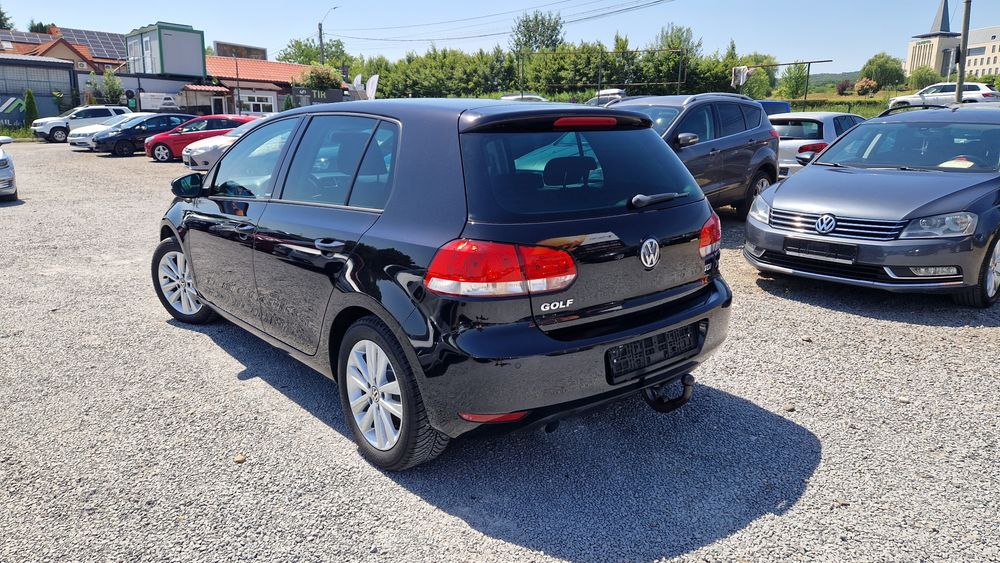 VOLKSWAGEN Golf 2012 — imagine 2
