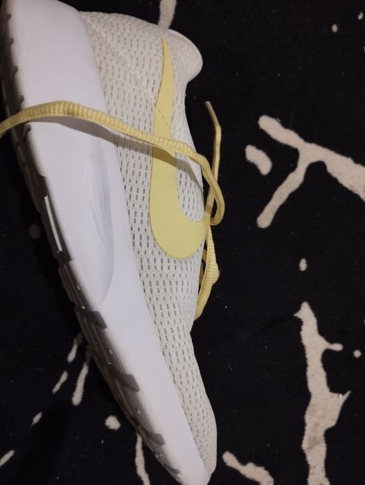 Оригинални маратонки запазени