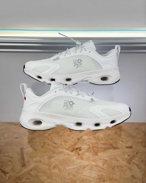 Adidasi Loewe X ON Premium