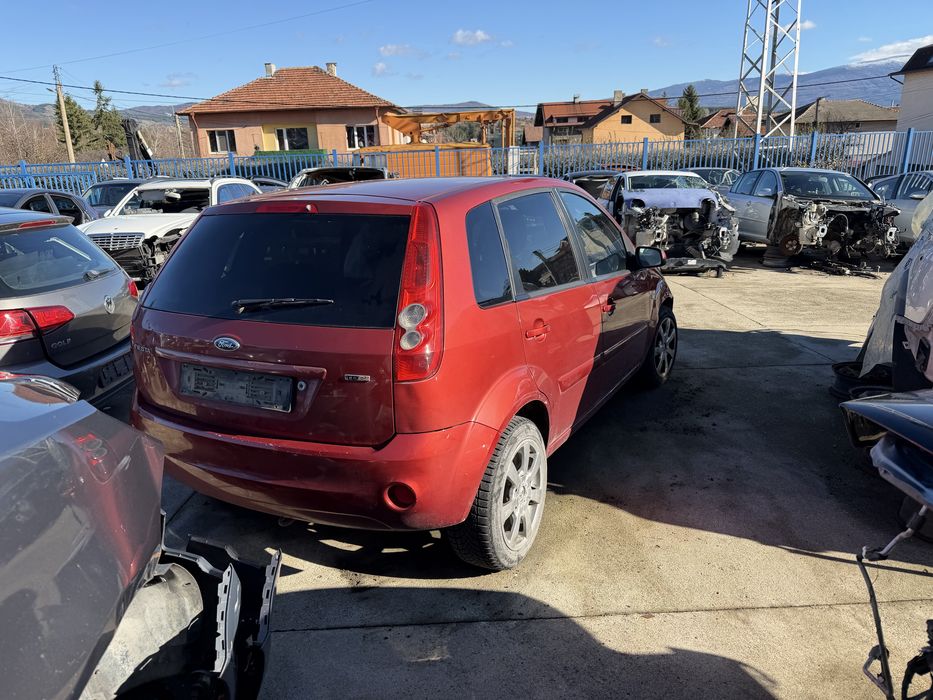 Ford Fiesta 1.4 tdci НА ЧАСТИ