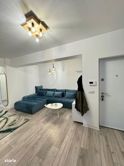 Apartament 3 camere bloc nou et 8