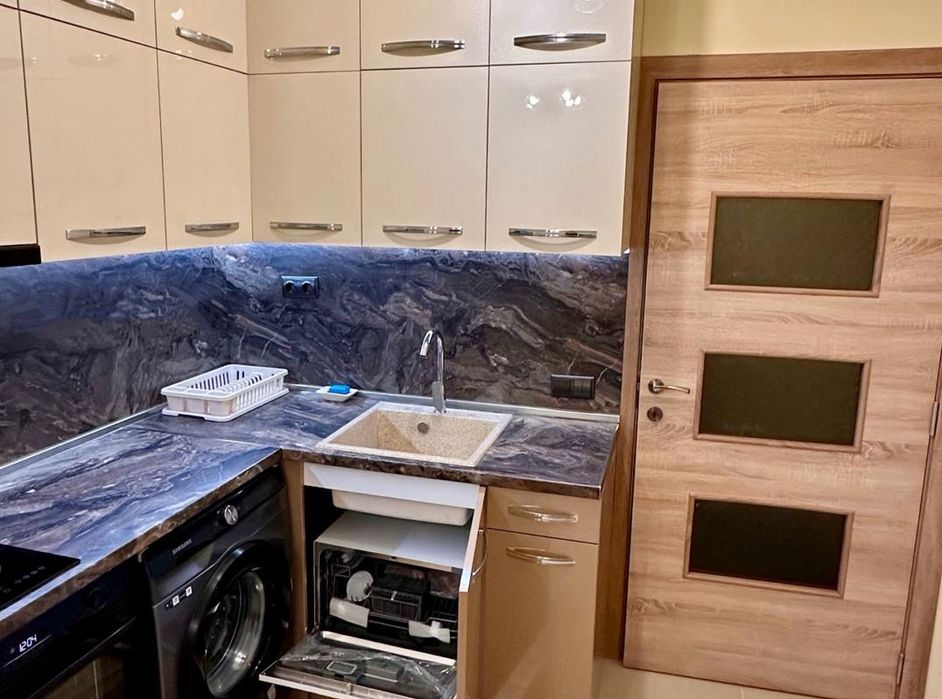 Дава се под наем Двустаен апартамент в Пловдив, Младежки Хълм - 68 кв.м за 600 € - Снимка #3