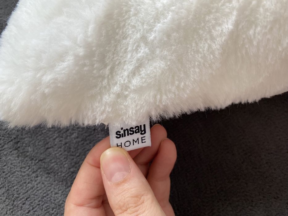 Perna pufoasa, cu umplutura, 40*40cm, fulg de nea, Craciun