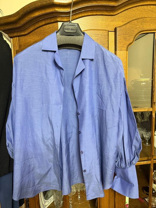 Рубашка новая почти одевали всего 2 раза