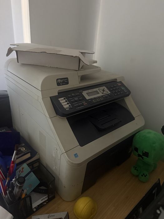 Imprimanta Brother MFC 9120CN
