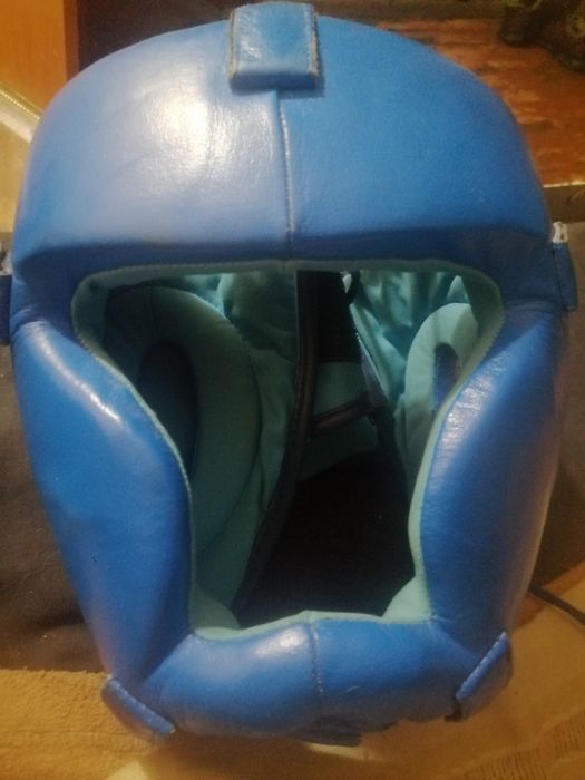 Шлем для бокса и каратэ