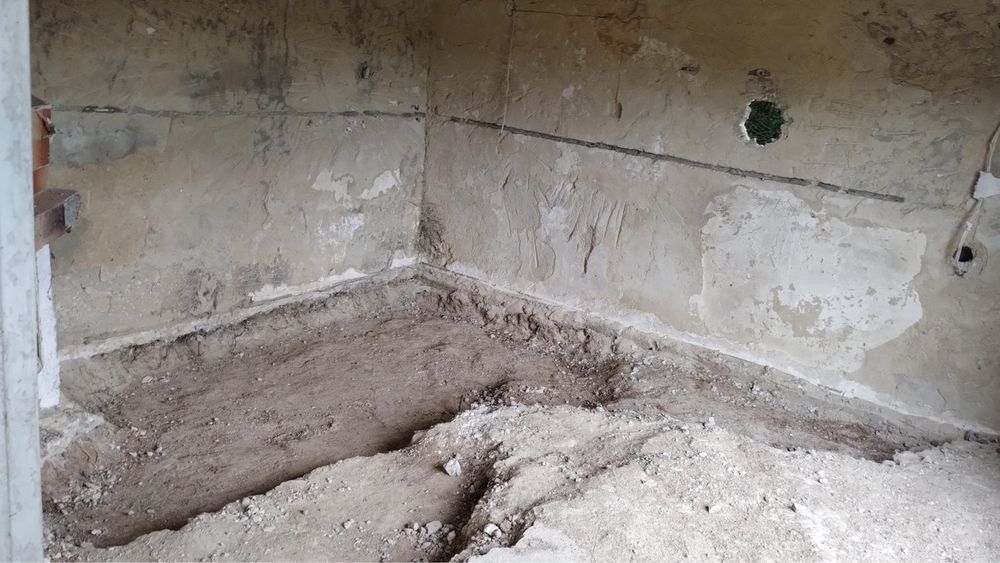 Законна постройка с 596кв/м двор на 17км от центъра на Варна