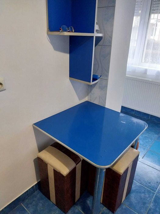 Garsoniera de inchiriat, Mureseni