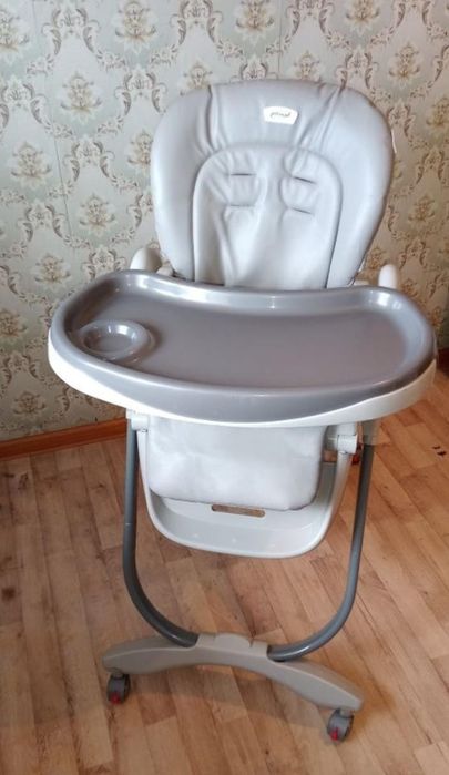 Стул для кормления