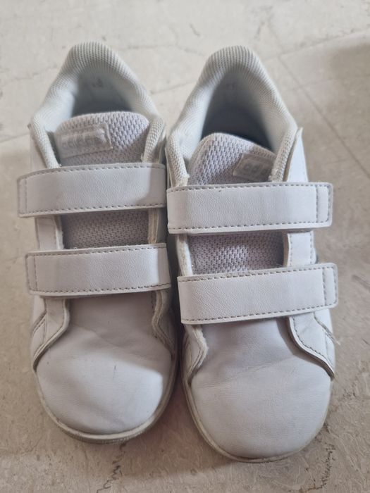 Маратонки  Adidas,кожа