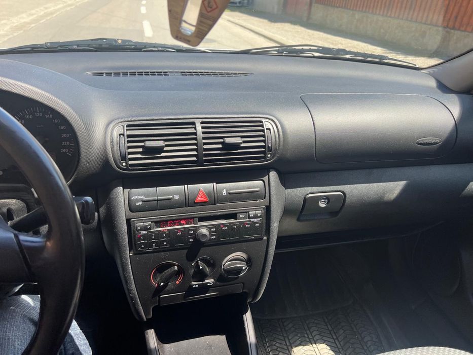 Seat Leon 2003 1.6 benzina