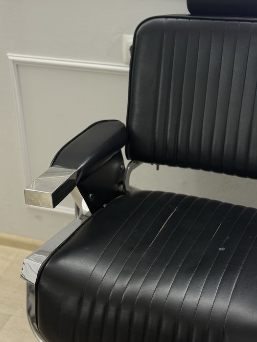 Парикмахерское кресло кресло барбера