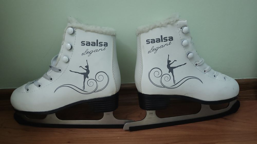 Продам коньки для девочки