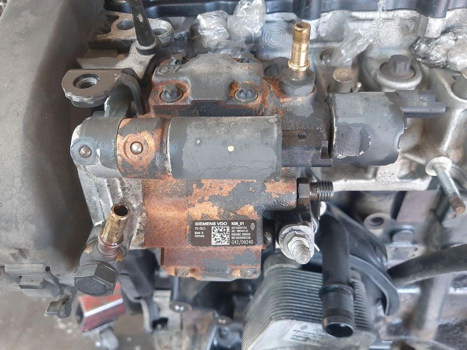 pompa inalta  1.5 dci  nissan qashqai j10  renault megane 2 scenic 2 kangoo clio 3 8200663258