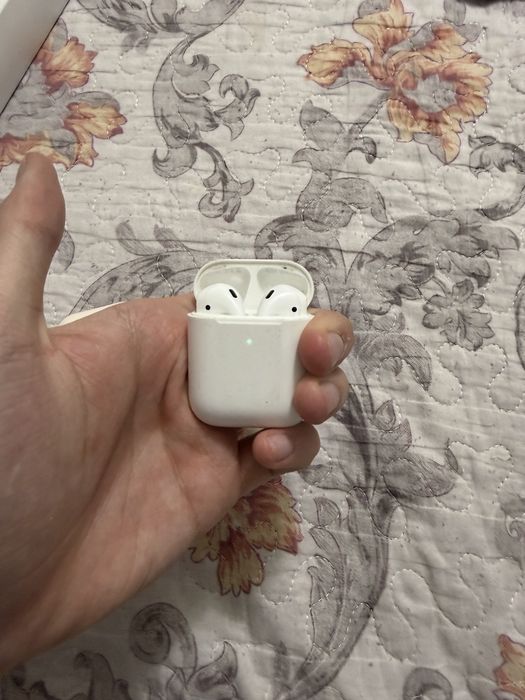 Apple Airpods 2