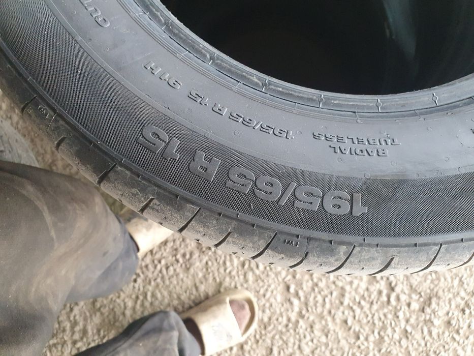 Продаю летние шины комплект