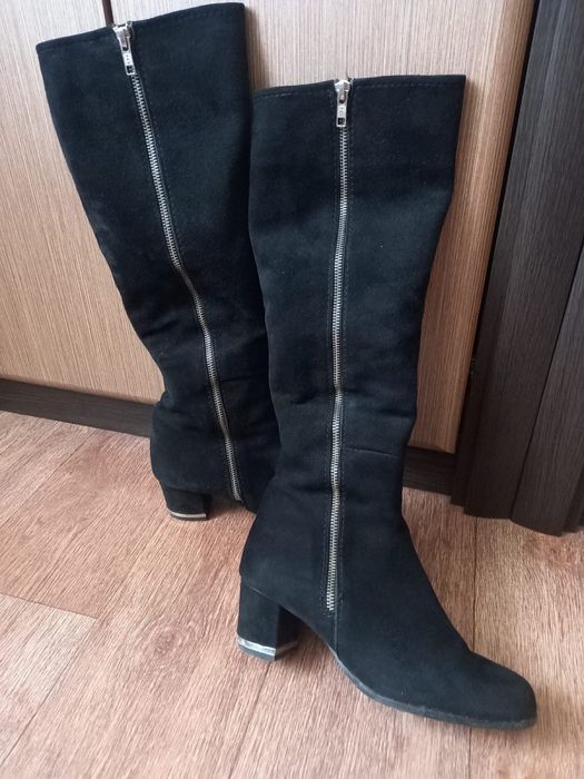 Продаю две пары обуви