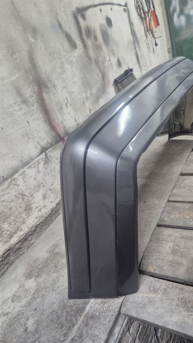 Бампер от мерседес 210 дорест