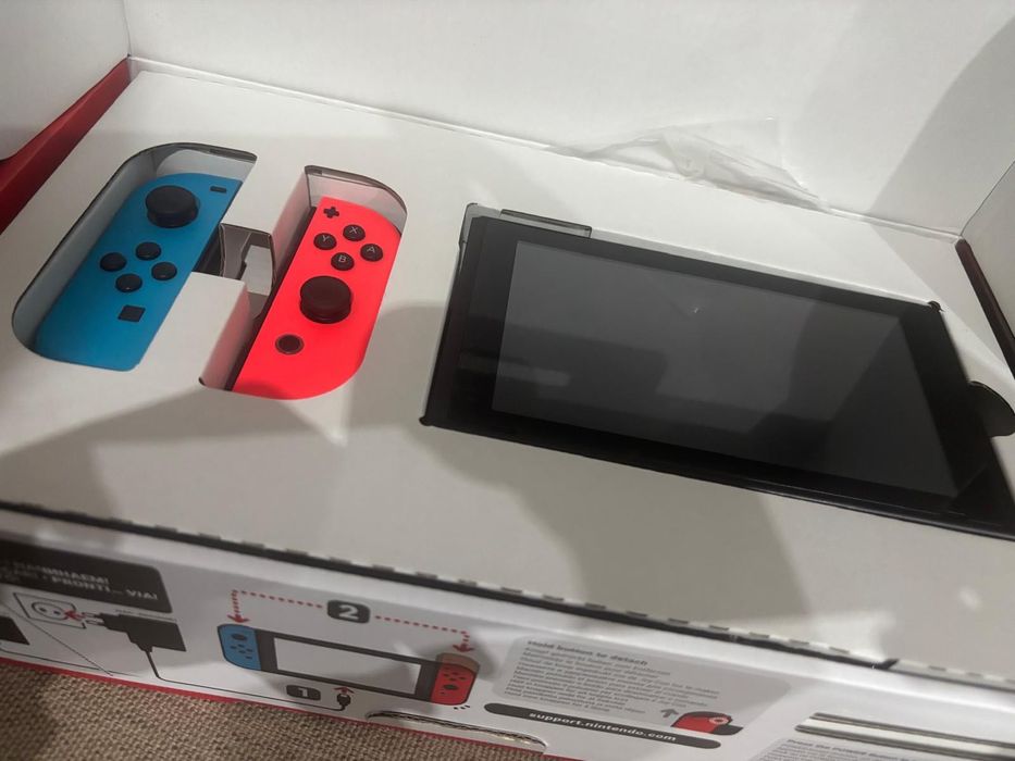 Nintendo switch în stare foarte buna