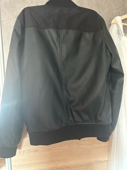 Оригинални мъжко кожено яке Guess M