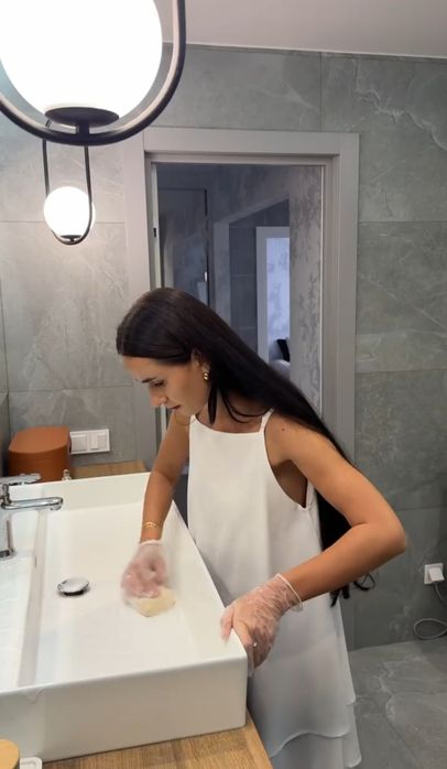 1.УБОРКА НЕДОРОГАЯ от 300.000 сум