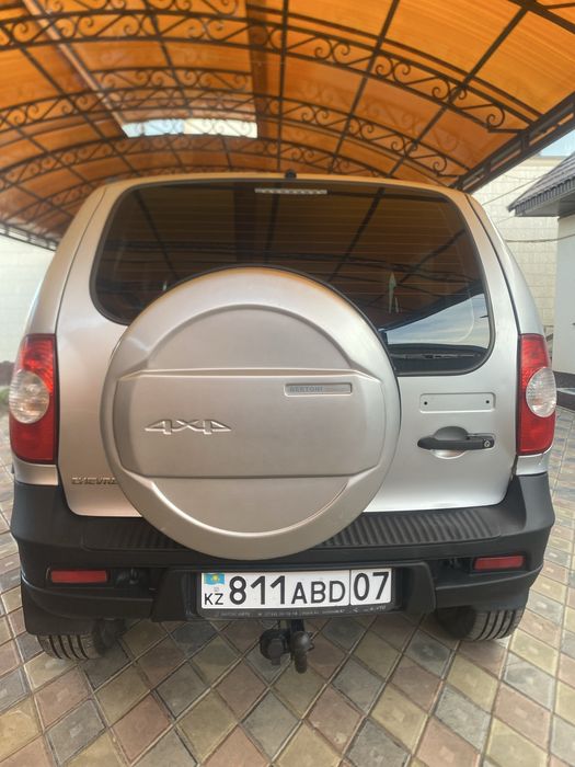 шевроле нива 2012 года