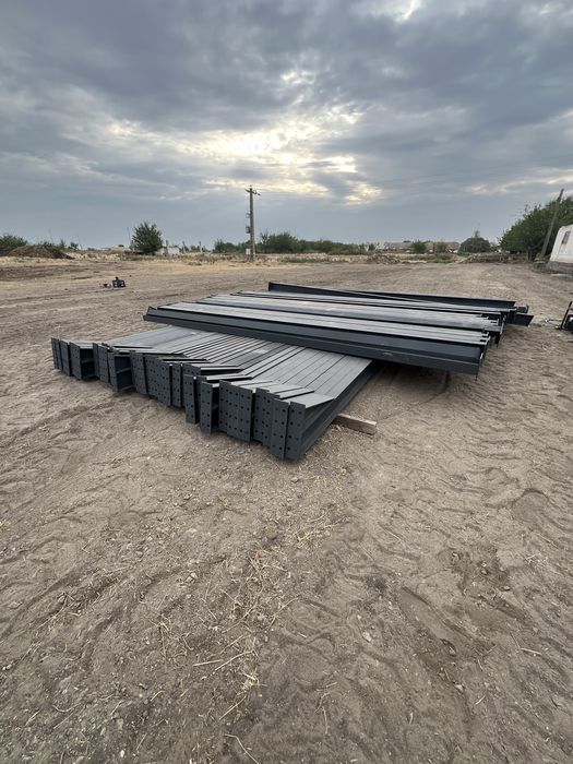 Vând structura metalica 12x30x3 fac si alte dimesiuni