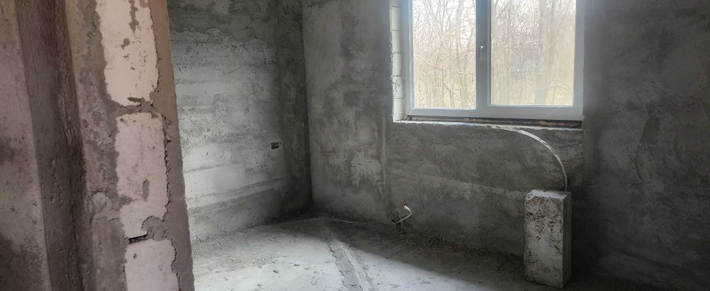 Casa de 80mp cu teren de 2000mp