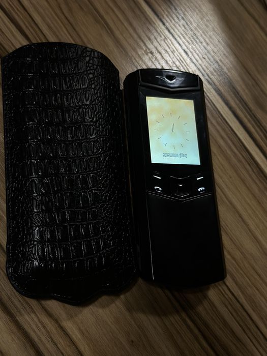 Продам телефон Vertu