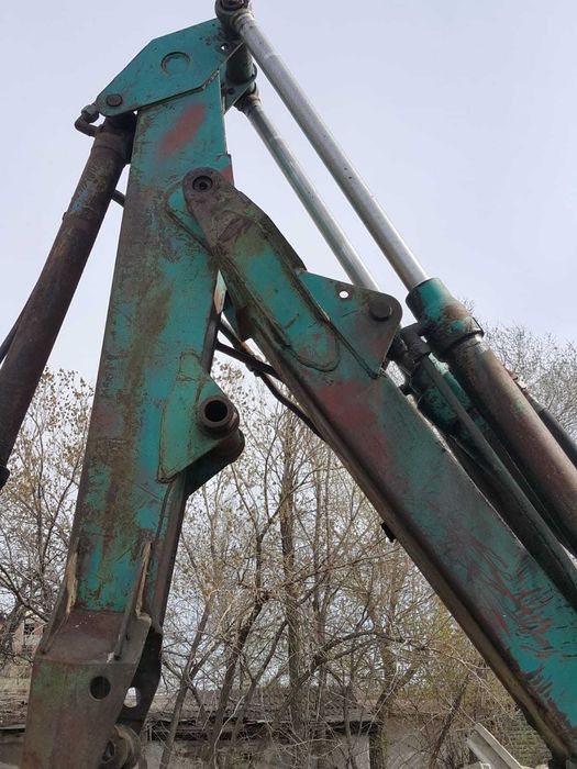 трактор юмз в рабочем состоянии