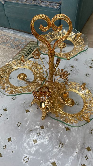 Фруктовница и этажерка менажница для сухофруктов