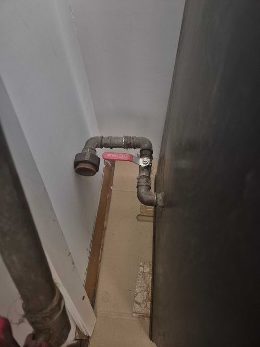 Камина на дърва с водна риза и помпа