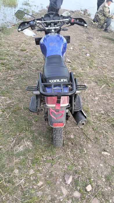 Продам мотоцикл 200 куб