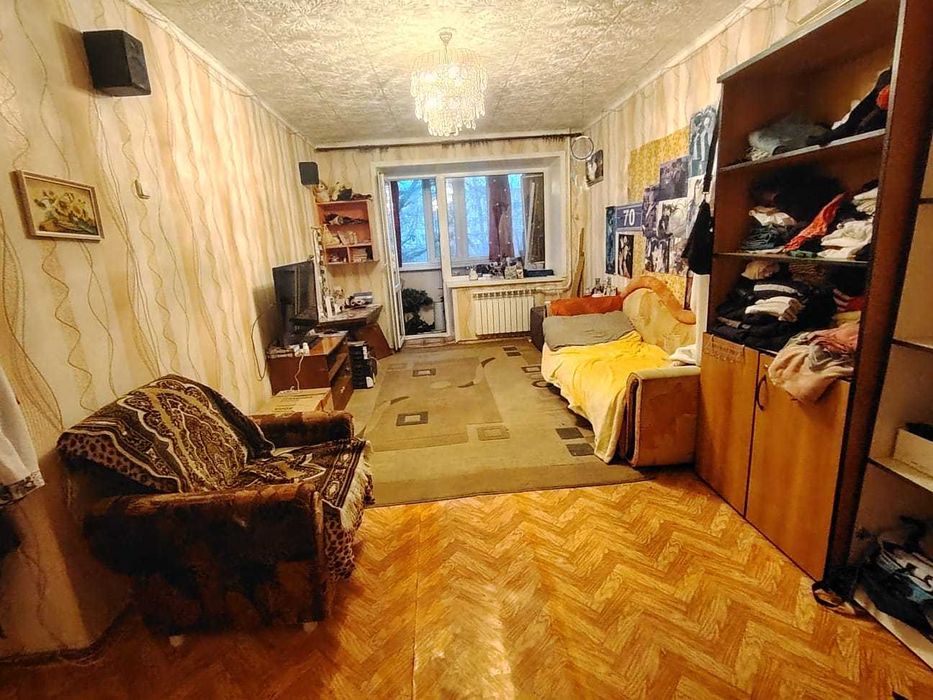 ПРОДАЮ 3-комнатную квартиру  на Горке Дружбы