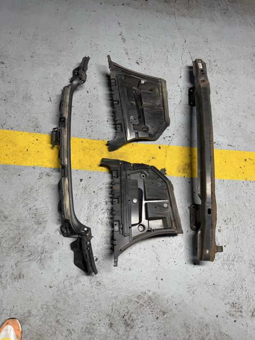 Suport bara spate bmw e92 e93 armatura bara spate bmw e92 e93